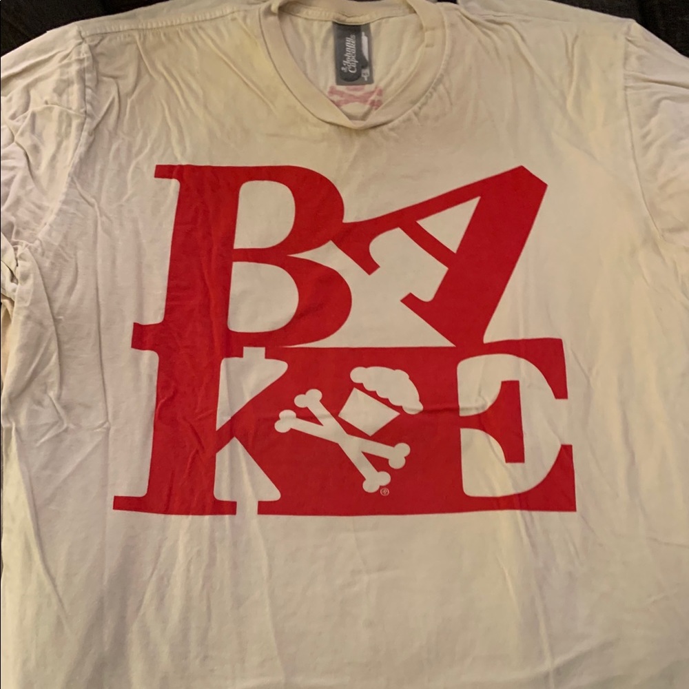 XL Johnny Cupcakes shirt - used.